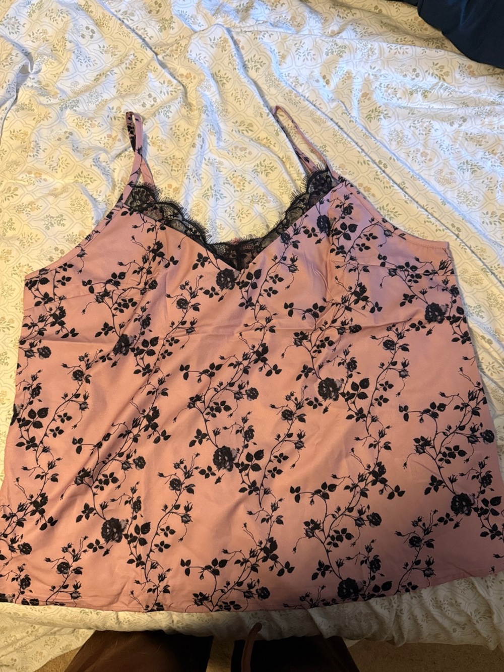 Women’s Pink Floral Lace-Trim Cami Top